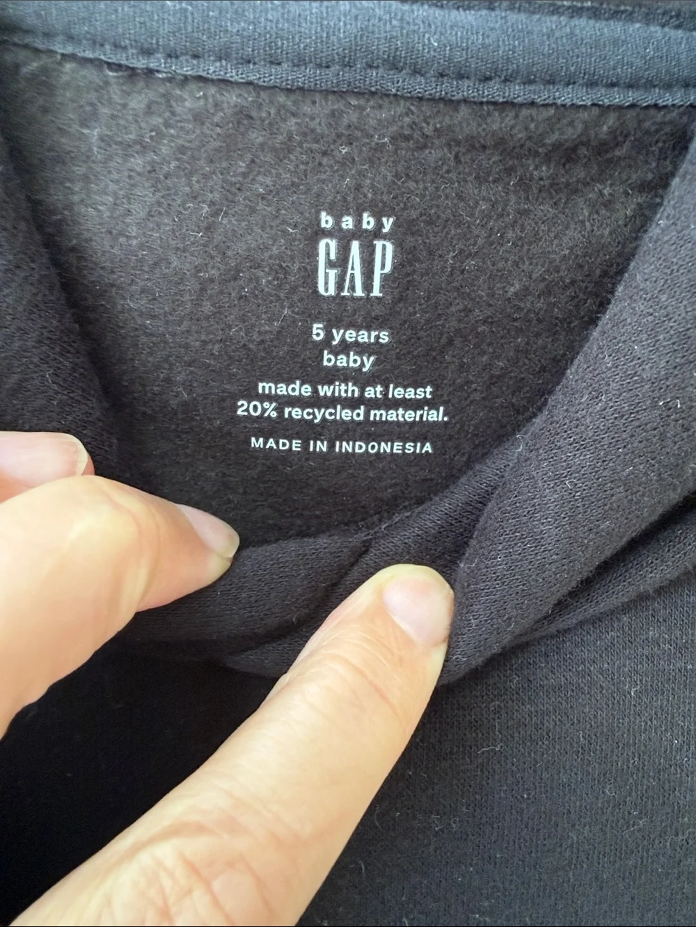 New GAP Black Hooded Pullover Sweatshirt - Classic Casual Cotton Blend